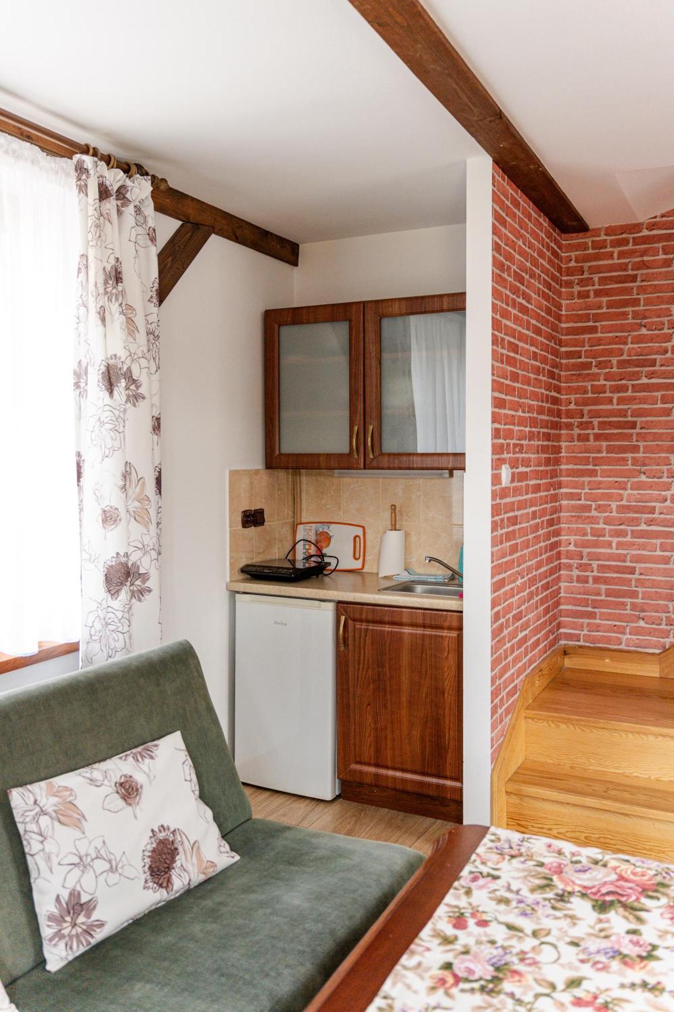 Stanica Hucul Hotel Sulkowice  Luaran gambar